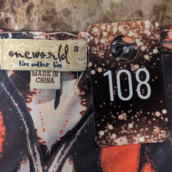 5/$25 One World Top - Picture 5 of 6